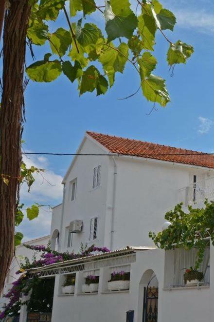 Apartments Residence Sunce Supetar - Cozy Base To Stay And Explore Island Brac Free Parking Esterno foto