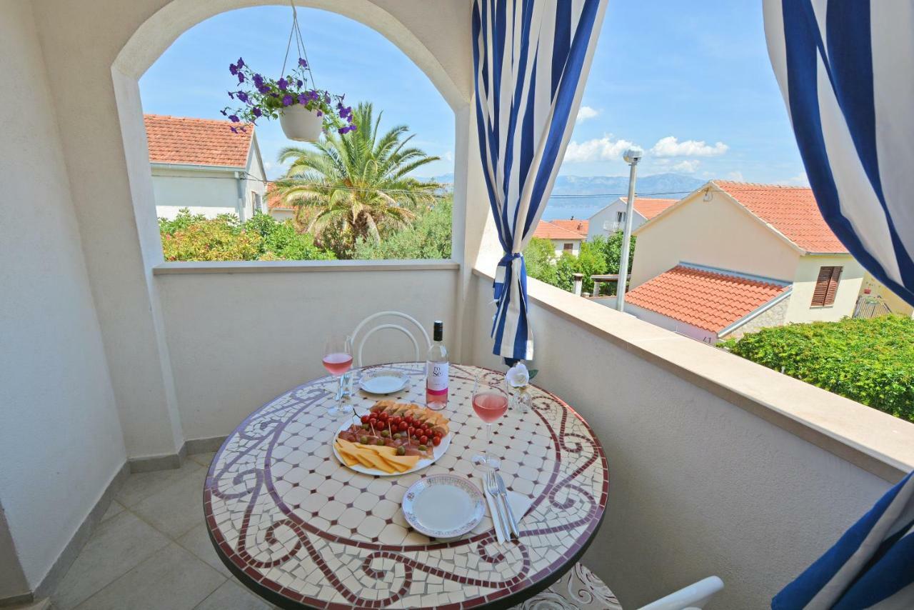Apartments Residence Sunce Supetar - Cozy Base To Stay And Explore Island Brac Free Parking Esterno foto